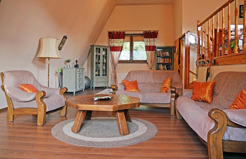 Willa Karolinka Stroza - Pet Friendly Myślenice Buitenkant foto